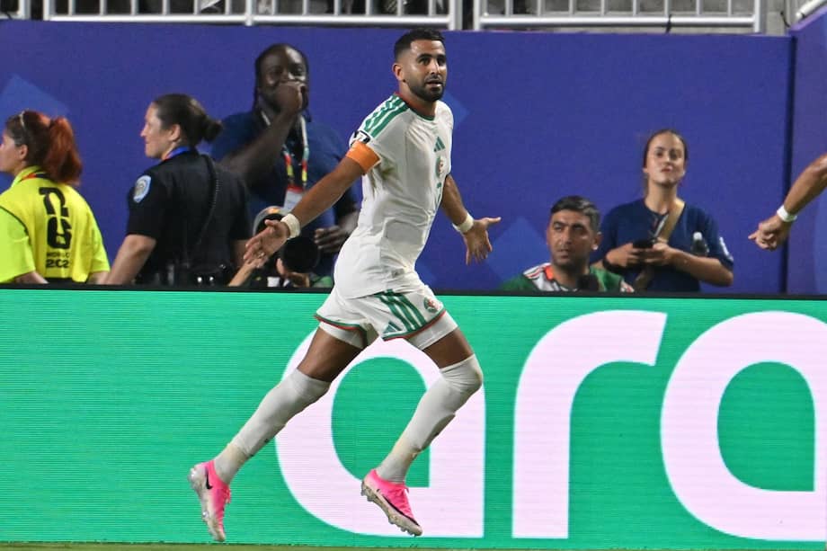 Riyad Mahrez, jugador de Argelia.