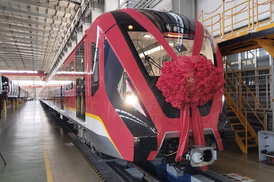 En mayo del 2026, los trenes estarán en pruebas en el viaducto.