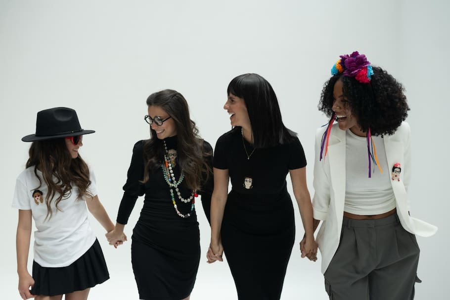 Se ha lanzado una colección de moda llamada ‘Sororidad’ que pretende celebrar a la mujer. ¿Ya la viste? Acá te contamos sobre ella.