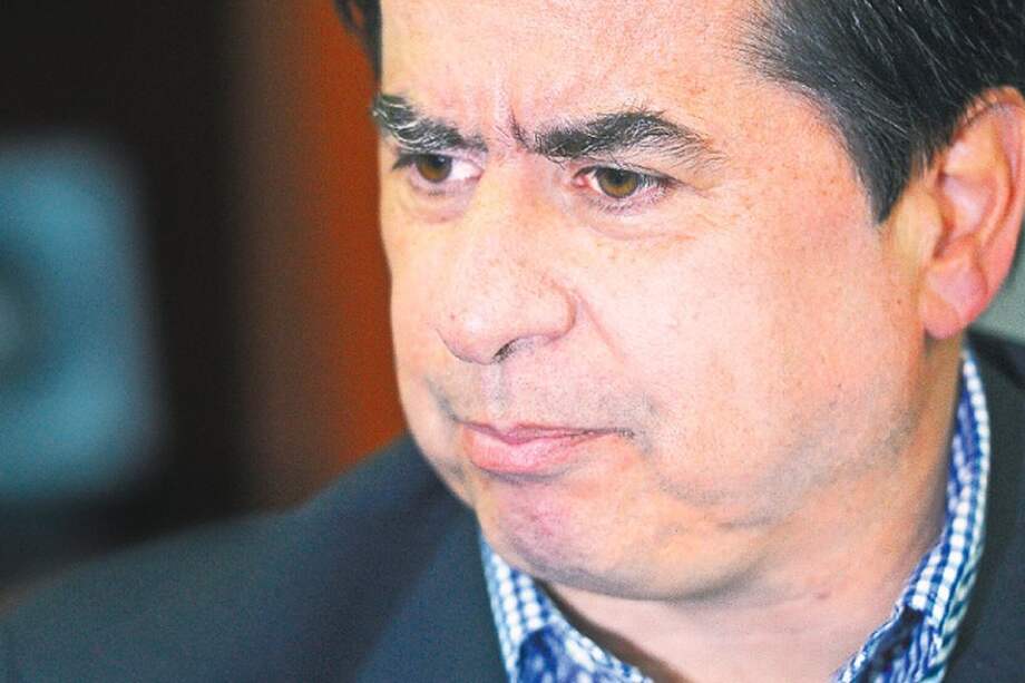 “Es una pena que unos poderosos empresarios del transporte utilicen a los más débiles como carne de cañón”, opina Juan Fernando Cristo. / Cristian Garavito - El Espectador