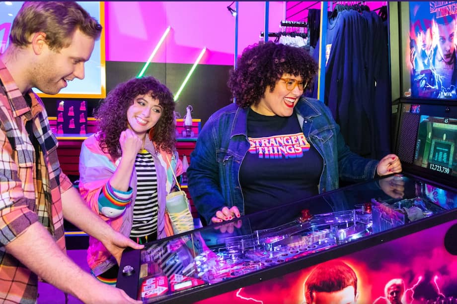 Estamos encantados de dar la bienvenida a nuestros nuevos vecinos en Filadelfia, Dallas y Las Vegas para que exploren Netflix desde una perspectiva totalmente nueva, enriquecida por el encanto y la cultura únicos de cada ciudad