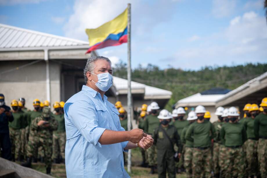 Iván Duque en Providencia anunciando la puesta en marcha del Plan 100.
