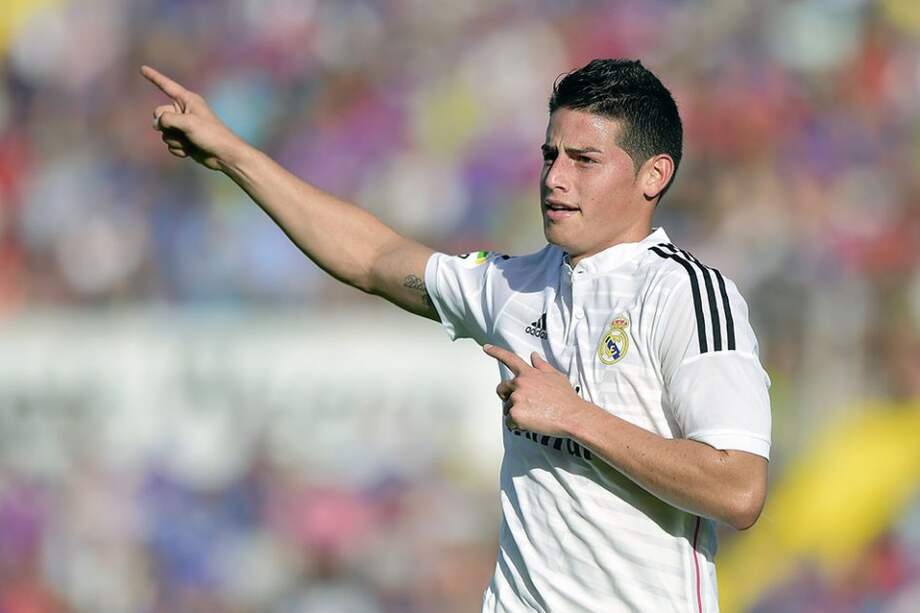 James Rodríguez, figura del Real Madrid en el partido contra el Levante.//AFP