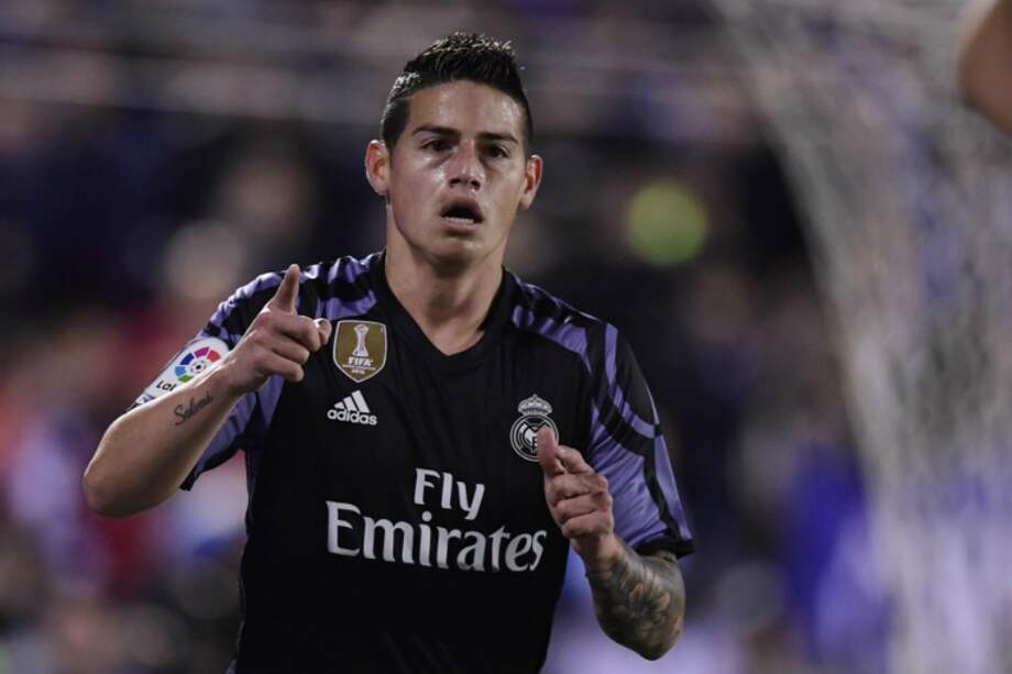 James Rodríguez fue convocado por Zidane para el partido contra Sporting de Gijón. / AFP