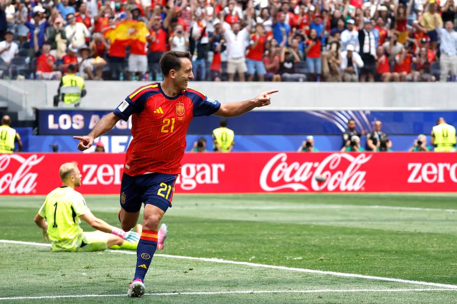 Mikel Oyarzabal celebra un gol en el partido por los dieciseisavos de final de la Copa Mundial de la FIFA Norteamérica 2026 entre España y Austria en el SoFi Stadium de Los Ángeles, California, en Estados Unidos.