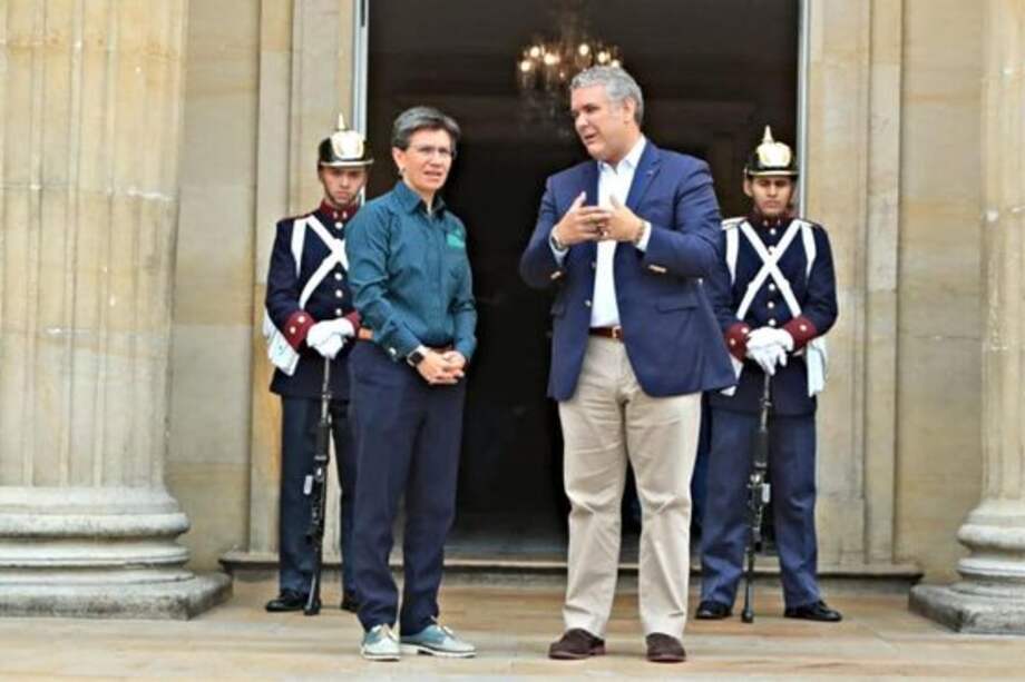 Claudia López salió mejor parada que el presidente Iván Duque en la gestión contra el COVID-19 según Panel de Opinión 2020