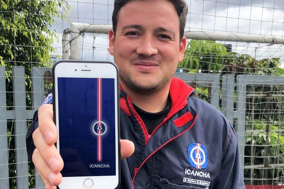 Jaime Daza, fundador de iCancha, sueña con que su proyecto a futuro pueda integrar otros deportes como el tenis y el voleibol. / Cortesía iCancha