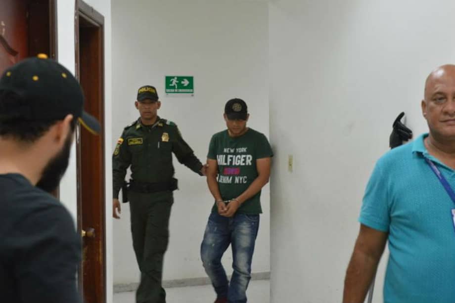 Se espera que esta semana le imputen cargos al expolicía Levith Aldemar Rúa Rodríguez, por el feminicidio de la estudiante del Sena Gabriela Romero. / El Heraldo