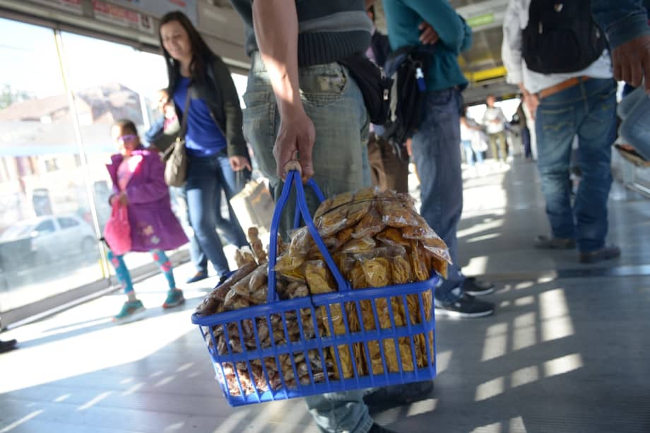 VENDEDORES AMBULANTES/BOGOTA/COLOMBIA/
EL ESPECTADOR/PAMELA ARISTIZABAL