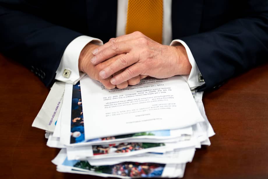 Foto de Doug Mills registrando al entonces candidato presidencial republicano Donald Trump asistiendo a su juicio penal en la Corte Suprema del Estado de Nueva York, Nueva York, EE. UU., el 29 de mayo de 2024.