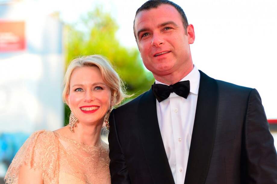 Naomi Watts y Liev Schreiber en el Festival de Cine de Venecia 2012. / AFP