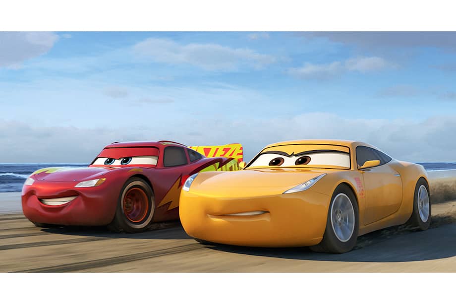 Rayo McQueen y Cruz Ramírez en "Cars 3". / Cortesía Disney