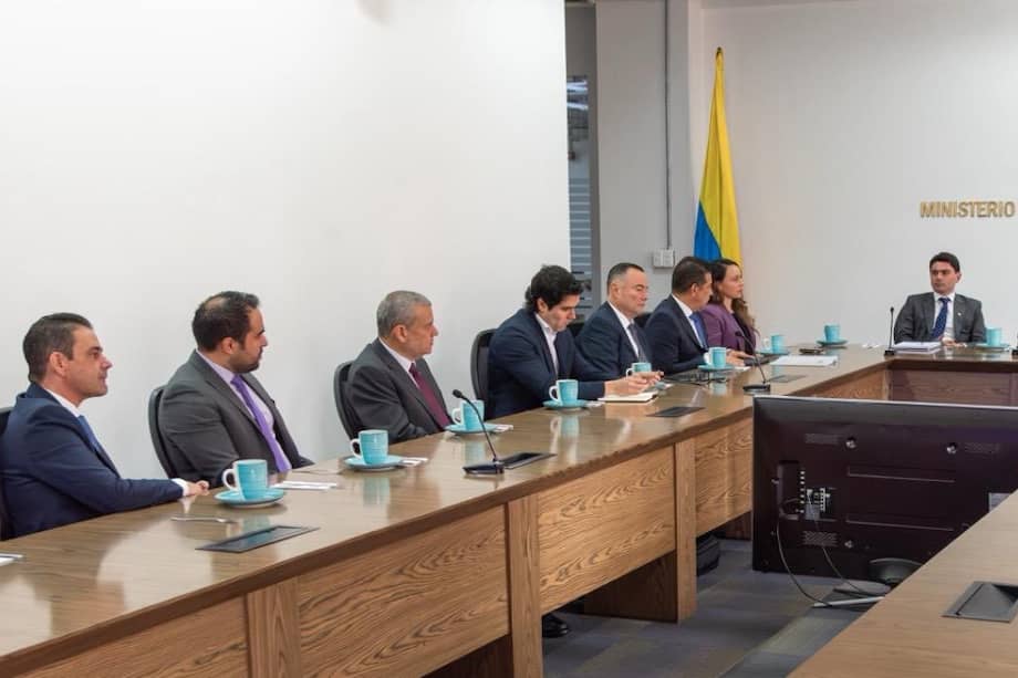 El ministro de Hacienda, Miguel Gómez, ya se reunió con las comisiones económicas del Congreso.