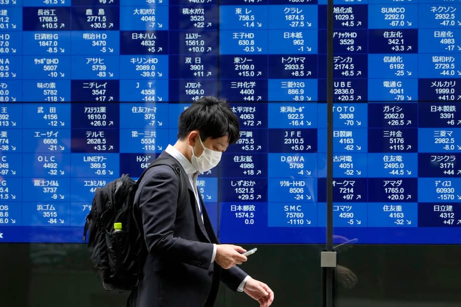 El filósofo inglés David Hume ya señalaba la cantidad de supuestos que se debían dar para que el mercado obrase su hechizo: debía haber una disposición a cumplir los pactos, un sistema de precios y de propiedad estable, y si bien no un deseo altruista, al menos una disposición a no engañar.