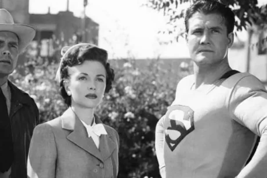 Nacida el 15 de enero de 1927 en Wichita Falls (Texas), debutó en televisión en 1946 en la serie Faraway Hill.