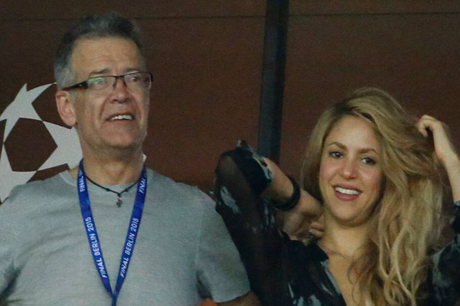 El papá de Piqué sorprendió con su inesperada reacción al ser confrontado sobre el supuesto “desalojo” de Shakira de su casa en Barcelona.