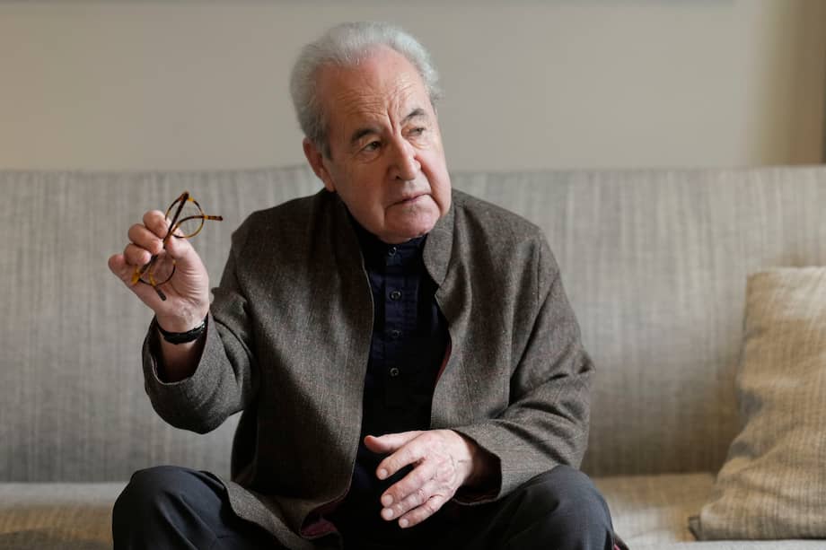 El escritor irlandés John Banville ganó el Premio Booker en 2005 con su novela "El mar".