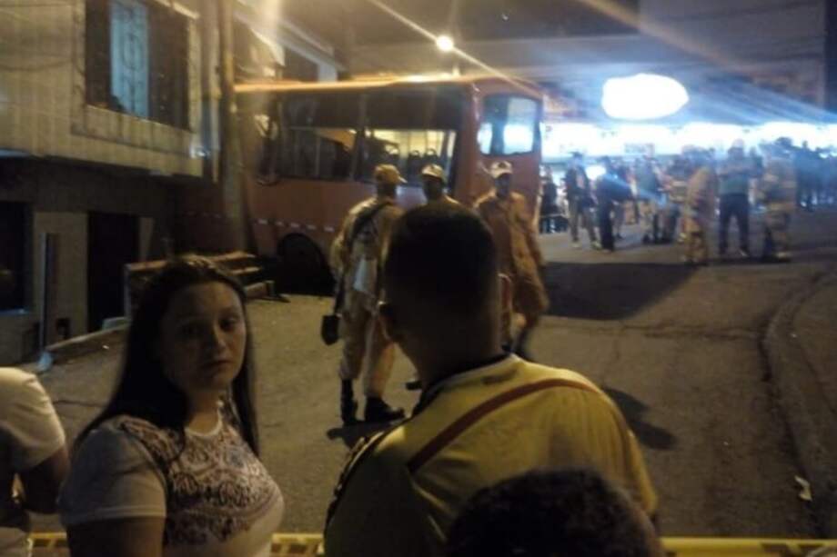 Los heridos fueron llevados a la Unidad Intermedia de Kennedy, la Clínica Comfamiliar y la Clínica Pinares. / Tomada de Twitter