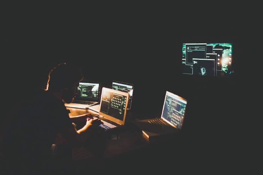 Criminales se estarían aprovechando del laxo sistema de comprobación de pagos con cuentas de ahorros y corriente que tiene Netflix en Colombia. / Getty Images