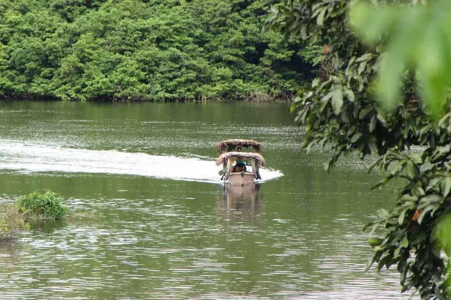 Pedalear por el río Amazonas