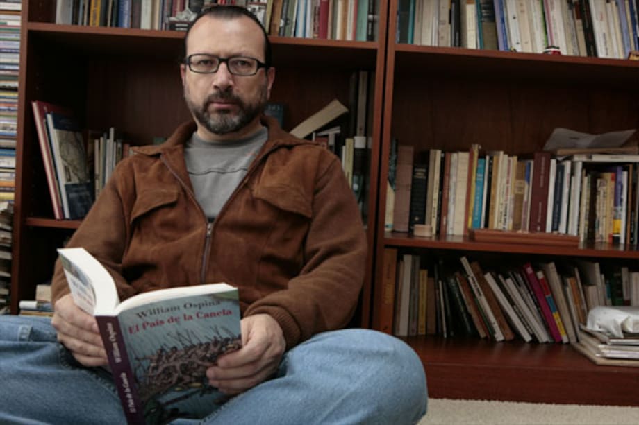 William Ospina recibe el premio Rómulo Gallegos