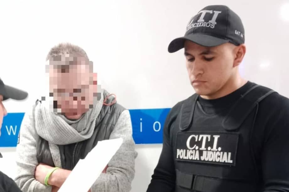 El hombre fue capturado en Ecuador. En entrevista con el diario británico The Sun negó cualquier vinculación con el crimen.