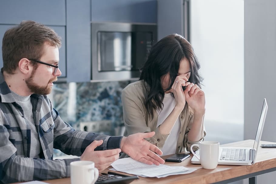 Esta encuesta reveló varios datos curiosos sobre las financias en parejas.