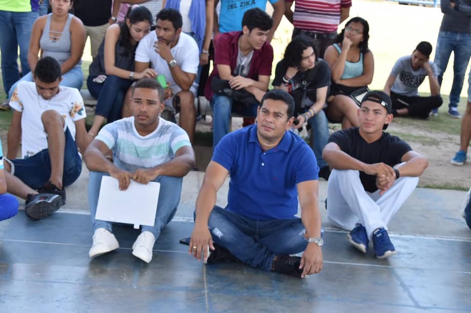 Socialización del proyecto entre la Alcaldía y los estudiantes en el Polideportivo Santa María Magdalena. / Cortesía.