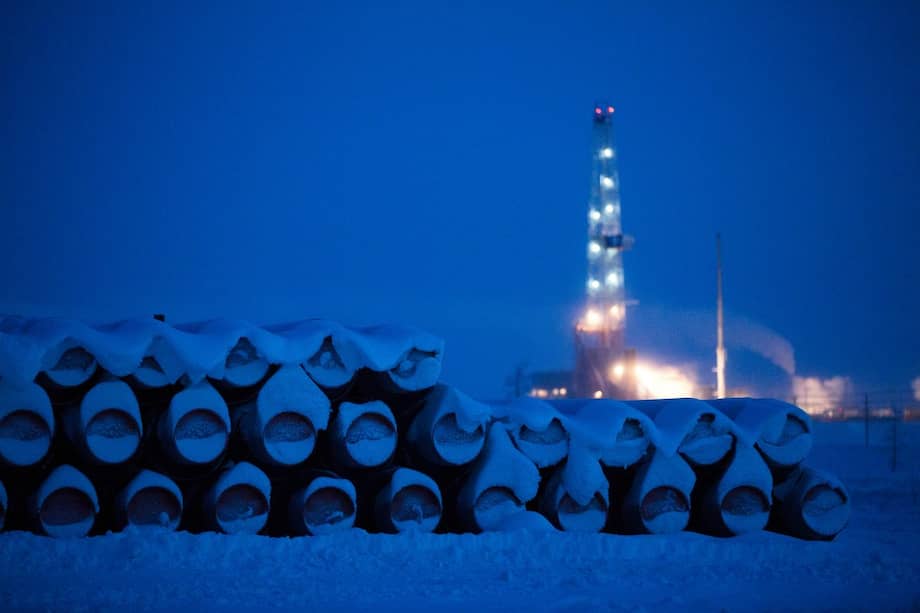 Imagen de referencia de oleoductos en el círculo ártico. / Bloomberg News.