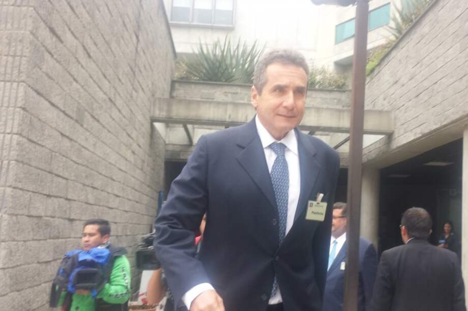 Uribistas condenados por la Corte Suprema buscan tumbar sus fallos