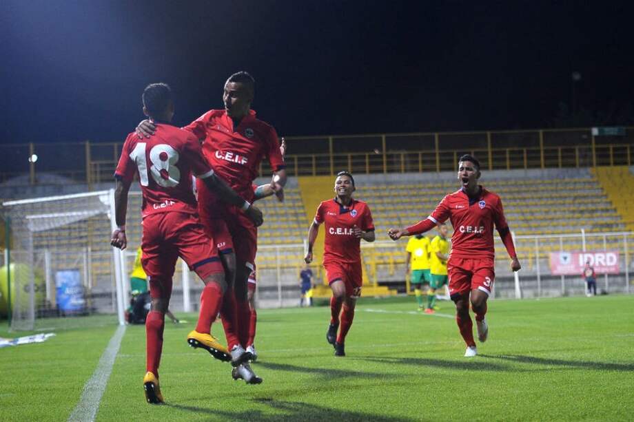 Fortaleza celebra uno de los tres tantos contra Leones en Bogotá. Foto: Christian Garavito.