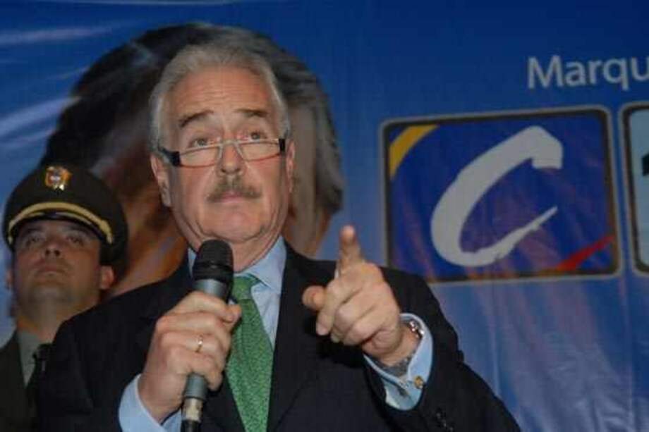 Partido Conservador alista moción de desagravio a Pastrana