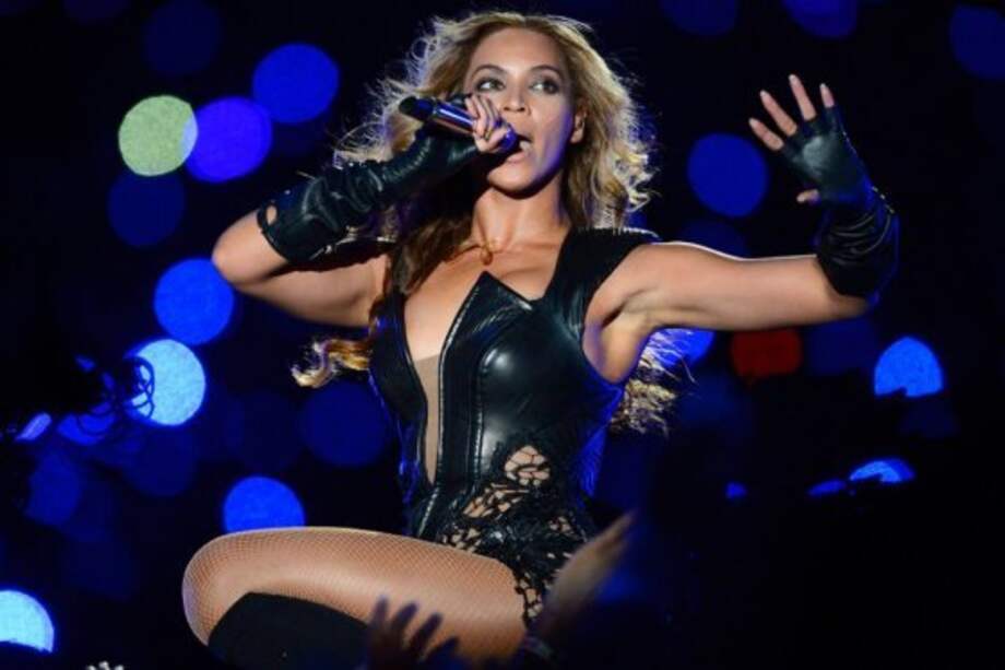 El padre de Beyoncé vende recuerdos de la carrera de su hija