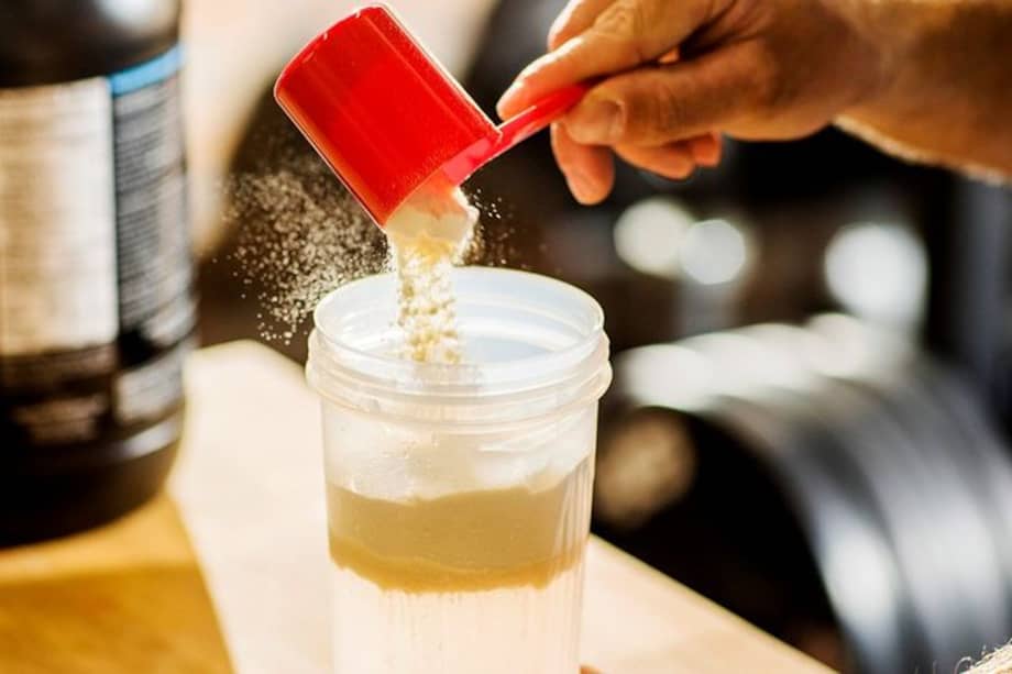 Magnesio, colágeno o proteína en polvo están entre los suplementos que están consumiendo las personas, pese a no necesitarlos en muchas ocasiones.