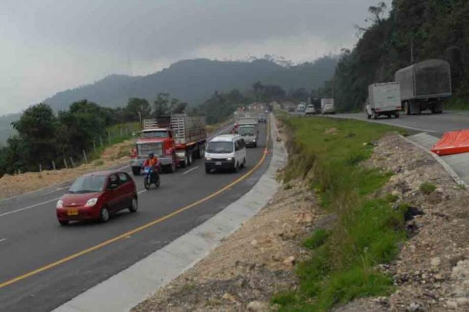 Vía Bogotá-Girardot. /Archivo El Espectador