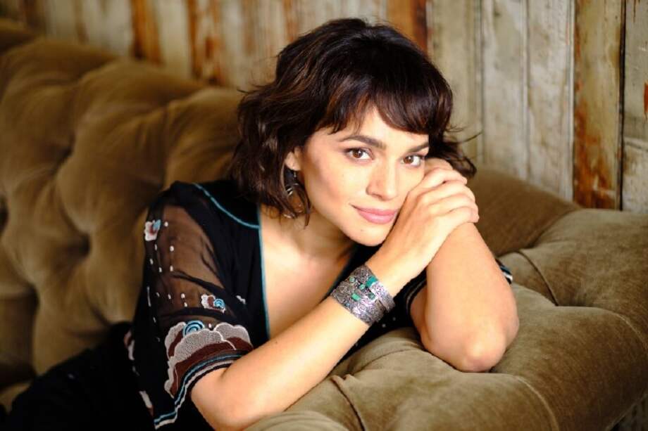 Norah Jones debutó en el mercado discográfico en 2002 con el álbum “Come Away with Me”. / Universal Music