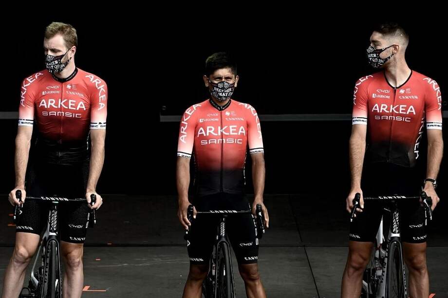 Nairo Quintana en la presentación del Arkea en el Tour de Francia.