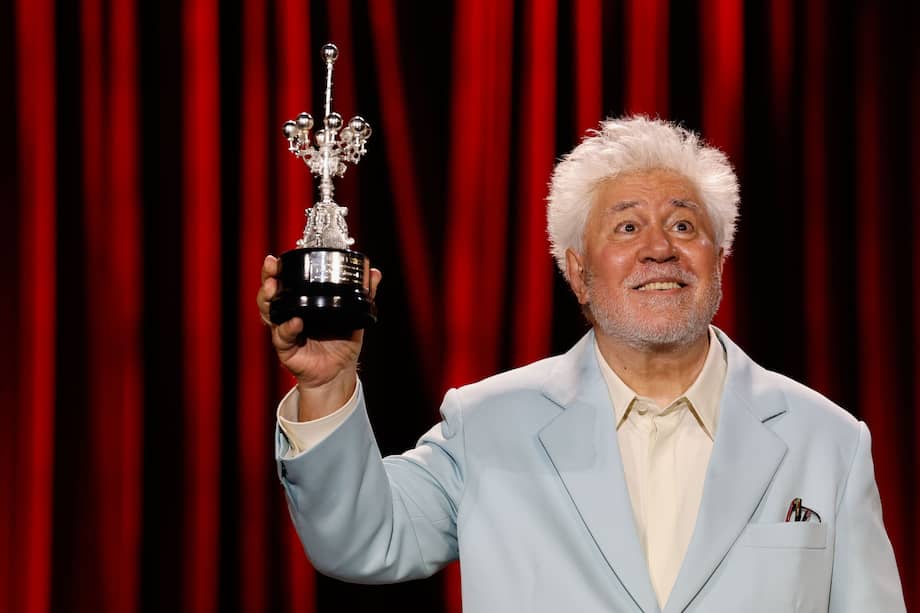 "'¿Qué he hecho yo para merecer esto?' (...) ratifica de paso la condición de Almodóvar como “un gran director de mujeres”": Luis Fernando Charry