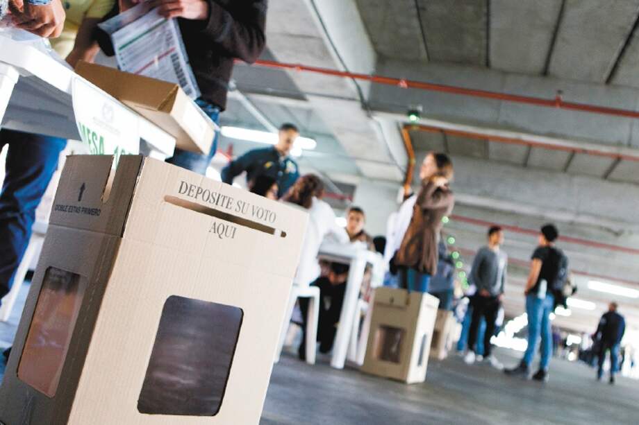 De acuerdo con la MOE, existen 53 municipios que presentan riesgo extremo de cara al plebiscito por la paz. / Archivo