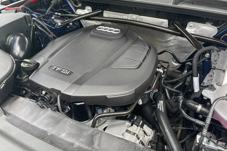 Un motor de 4 cilindros es un tipo de motor de combustión interna que se encuentra comúnmente en una amplia gama de automóviles, desde compactos hasta SUV.