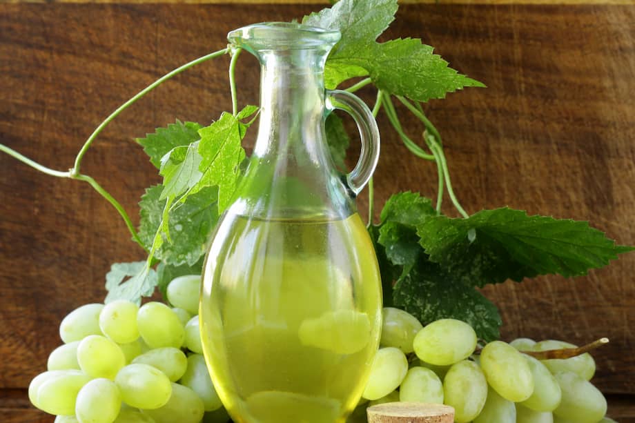 Macera las uvas en esta preparación para aportar más sabor. ¡Manos a la obra!