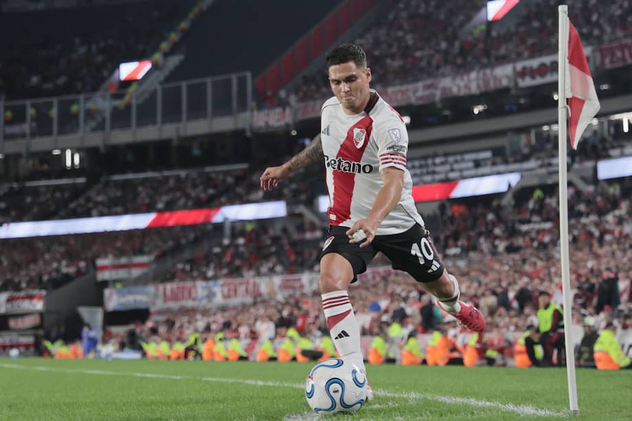 Juan Fernando Quintero este miércoles 15 de abril de 2026, durante un partido de la fase de grupos de la Copa Sudamericana entre River Plate y Carabobo en el estadio Monumental de Buenos Aires, Argentina.