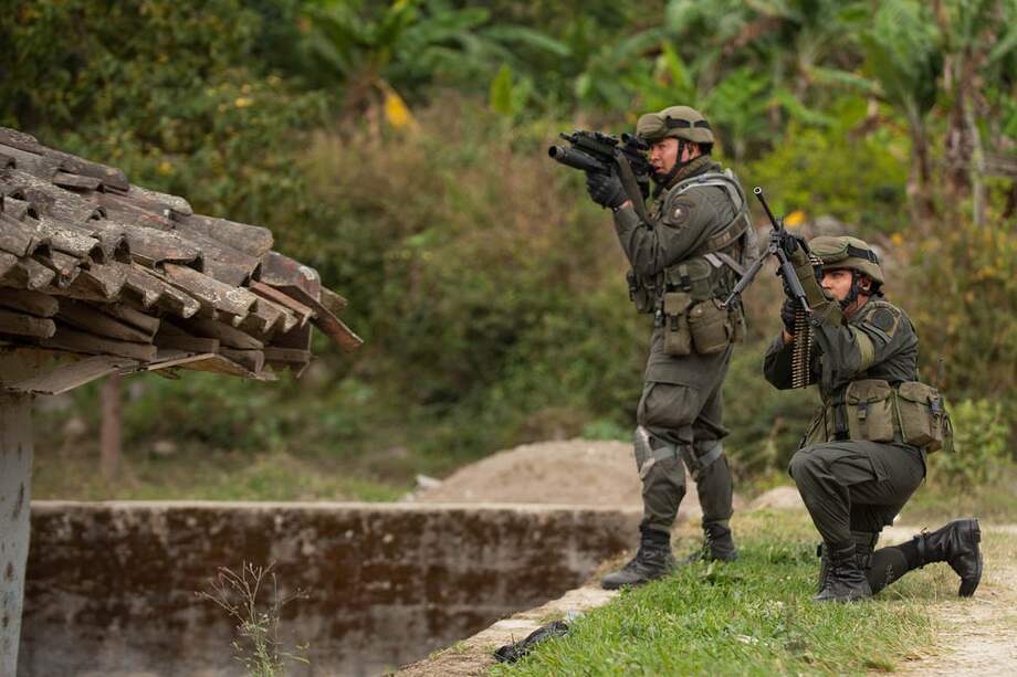 Las Farc deben entender que si las fuerzas del Estado llegan a cesar su fuego es porque confían en que la paz es irreversible. / AFP
