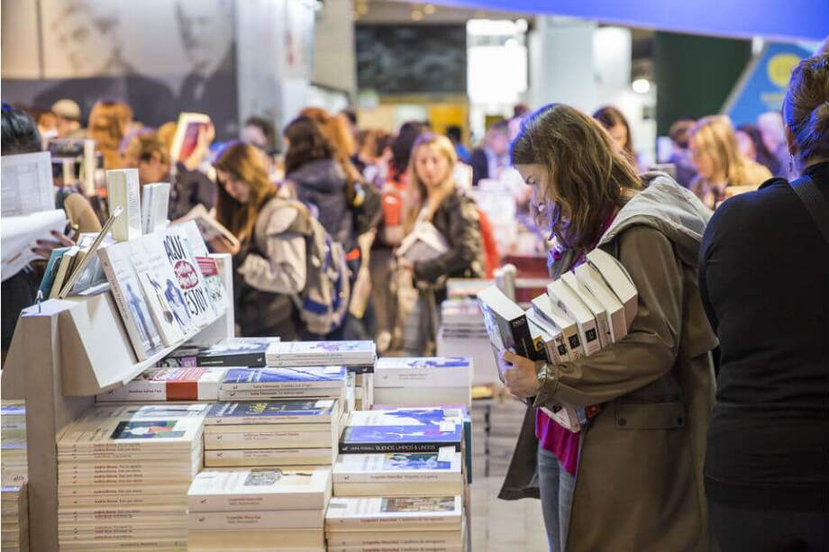 Como país invitado de honor, Colombia, muestra cultura, biodiversidad y sus costumbres con el Festival de Barranquilla.