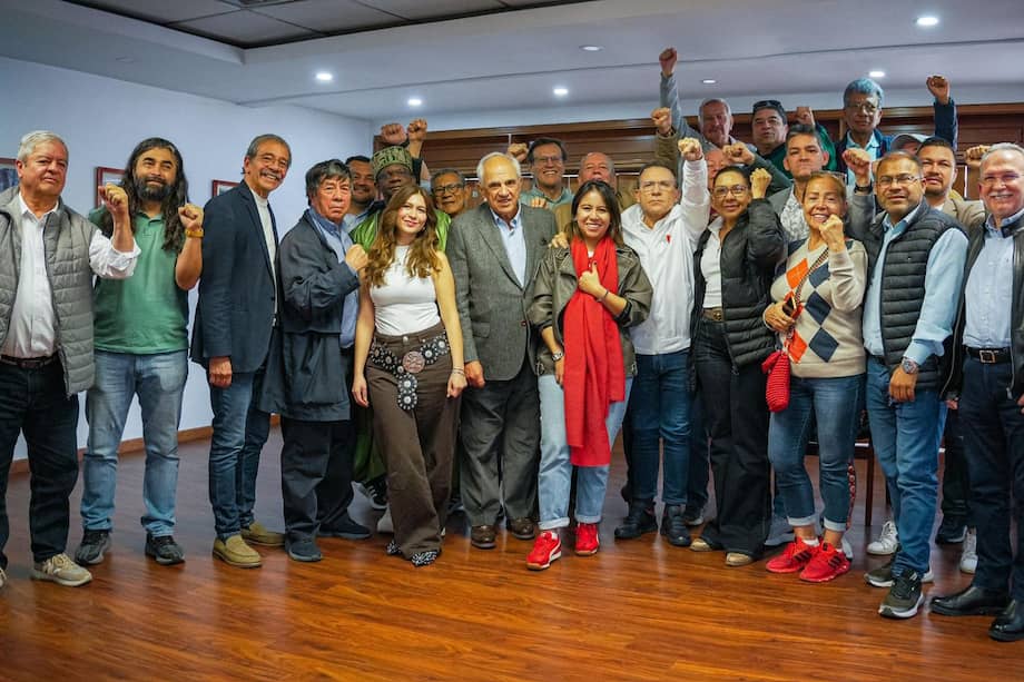 Una coalición formada por Unitarios, La Fuerza y Comunes, entre otros, presentará listas conjuntas al Congreso.