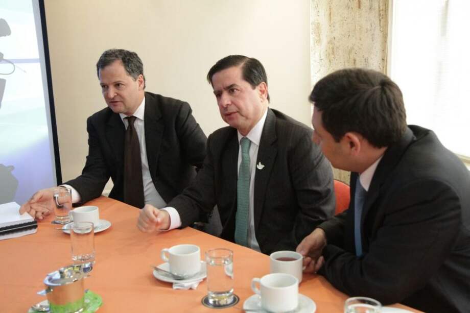 Los negociadores de paz hablaron de la agenda legislativa para implementar el nuevo acuerdo con las Farc