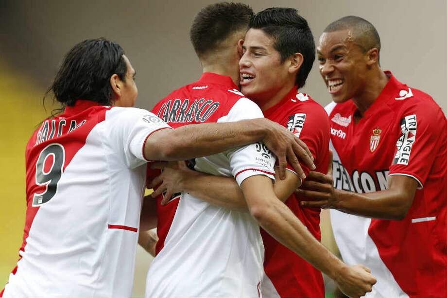 Los jugadores del Mónaco celebran la victoria ante el Saint-Etienne. / AFP