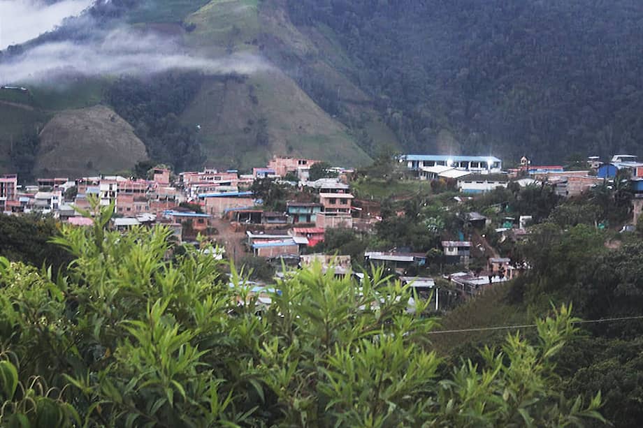 El Plateado es un corregimiento del municipio de Argelia (Cauca) que se convirtió en punto de honor entre el gobierno Petro y las disidencias de Iván Mordisco.