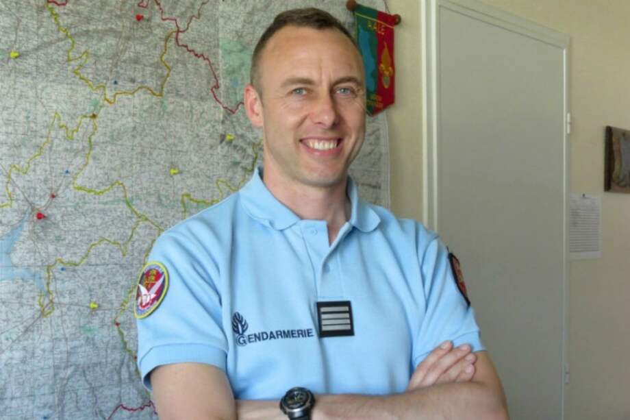 Arnaud Beltrame, el policía que murió en el ataque terrorista del viernes en Francia. / AFP