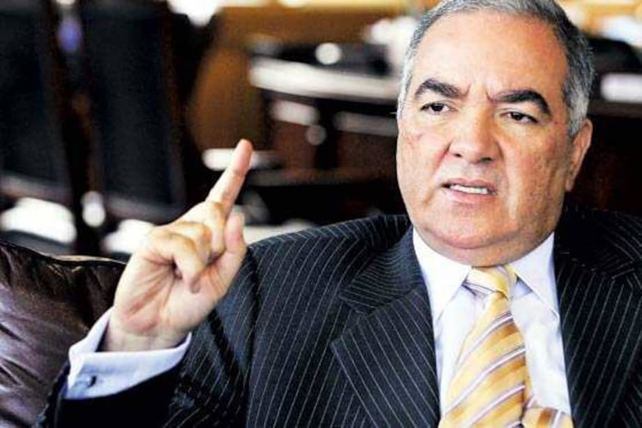 Liberales votarán por Edgardo Maya para Contralor